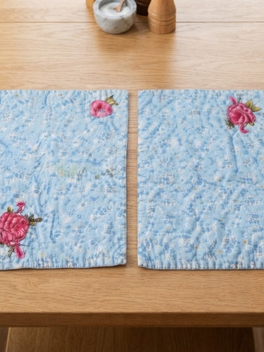 Pioneer Women Blue Floral Quilted Placemats Set Of 2